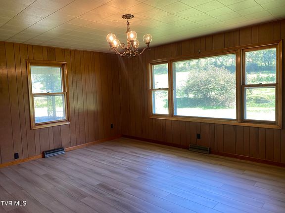 4th image of 1095 Stonebruise Rd #1