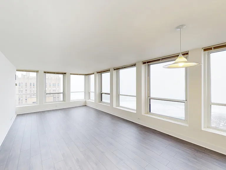 Dining/Living room