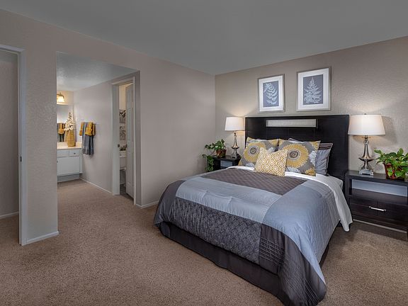 3rd image of 14901 Frost Ave #33