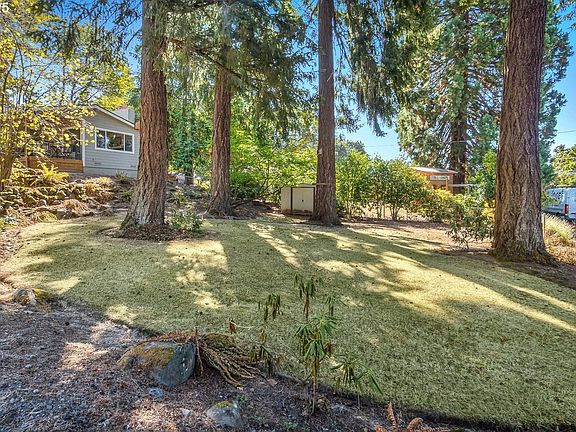3rd image of 14222 SE Laurie Ave