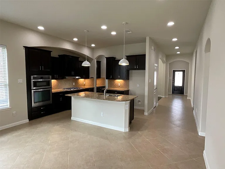 10022 Western Pine Trl — Photo 11