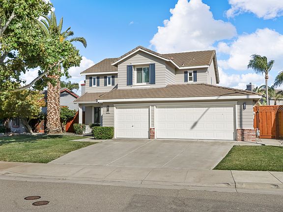 2nd image of 2201 Bridle Creek Cir
