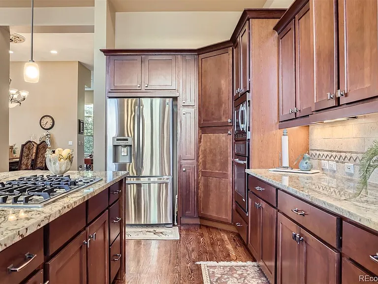 10104 Inverness Main St — Photo 10