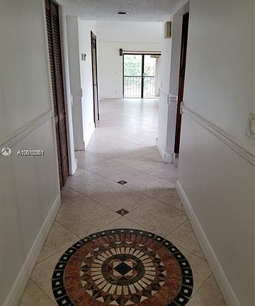 5th image of 309 Lakeview Dr APT 204
