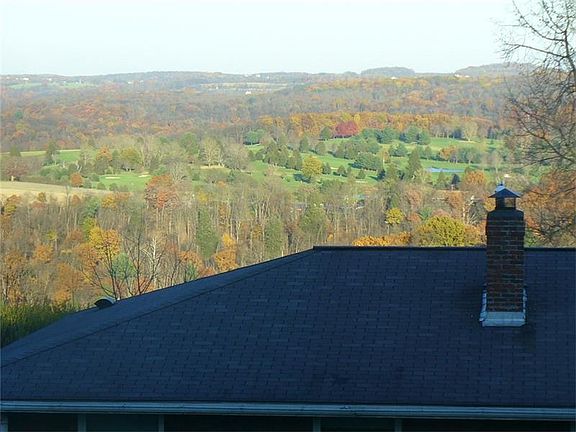 4th image of 310 Primrose Dr