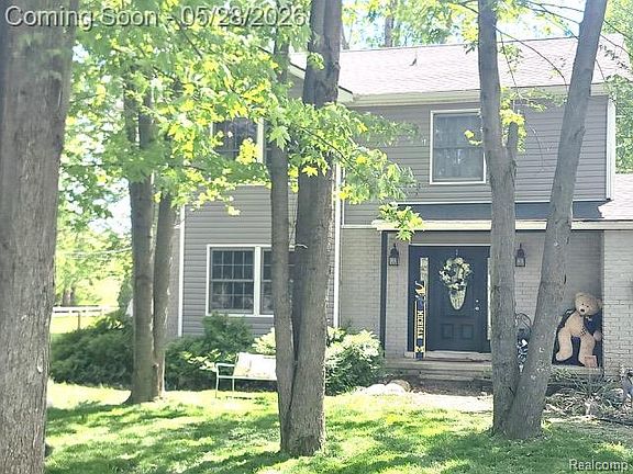 2nd image of 42263 Palmer Rd