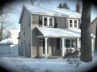 1320 Underwood Ave SE, Grand Rapids, MI 49506