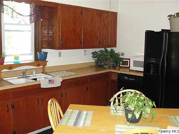 Home for Sale in CampPoint, IL $79,000