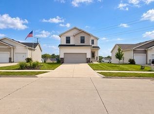 16525 Bentwood Dr, Waukee, IA 50263