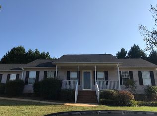 110 Billingsgate Estate Way, Wellford, SC 29385