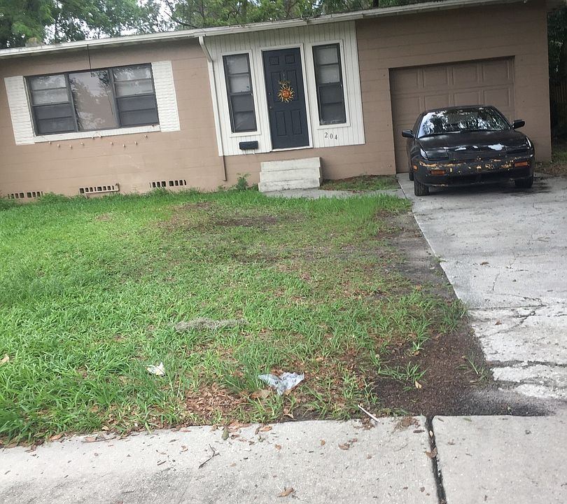 1st image of 204 E Edgewood Dr