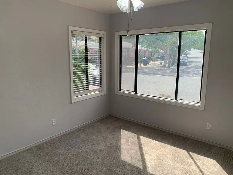 265 Ramona St — Photo 11