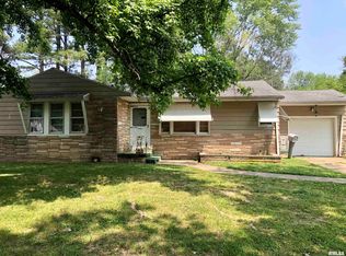 407 Charlotte Rd, Marion, IL 62959