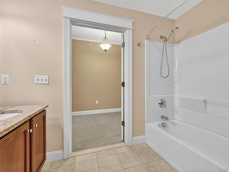 15 Cropsey St #15-3A — Photo 25