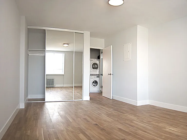 501 Kingston Rd — Photo 7