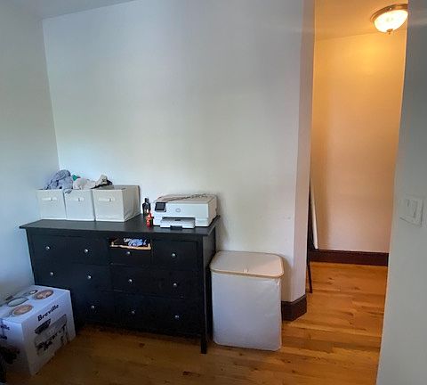5th image of 350 E 67th St APT 10