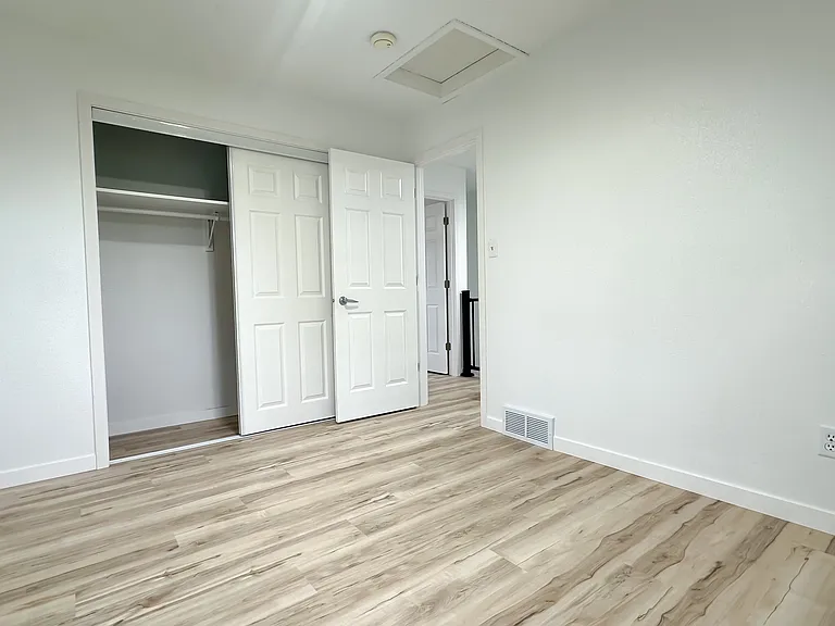 828 Wildwood Rd — Photo 11