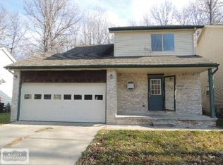 9097 Maple Rd, Algonac, MI 48001