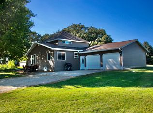 205 232nd Ave, Fairmont, MN 56031