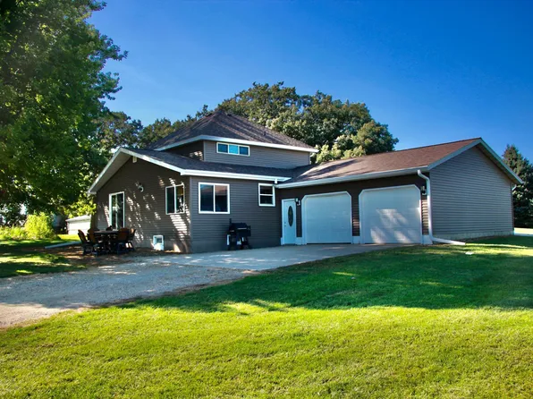 205 232nd Ave, Fairmont, MN 56031