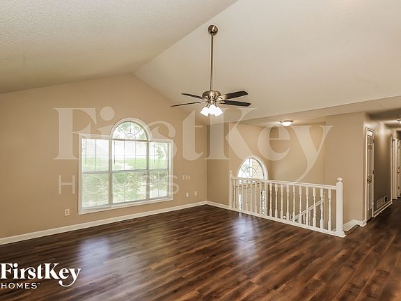 5th image of 7795 Poppy Dr
