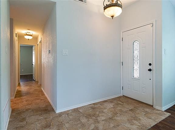 3rd image of 1741 Sterling Ln