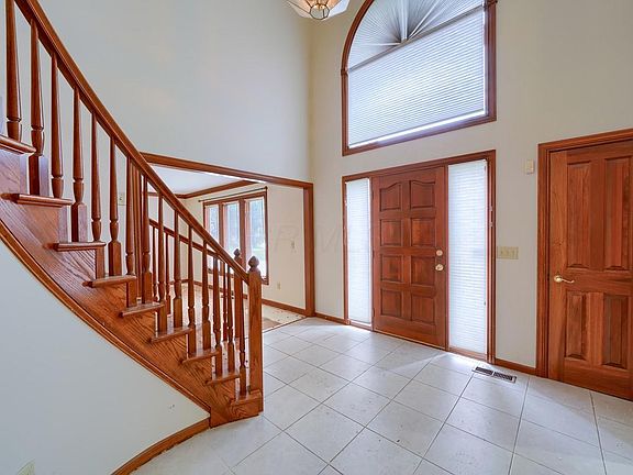 5th image of 153 Misty Oak Pl