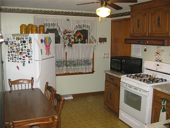 2nd image of 78 King Ave