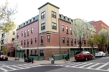 40 Dean Street in Cobble Hill