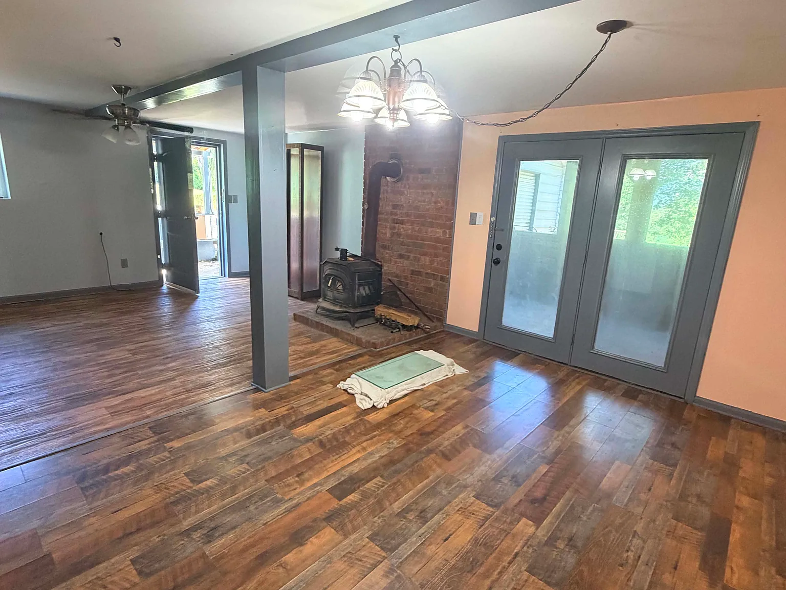 1 bed, 936 sqft, $1,200 — Photo 2