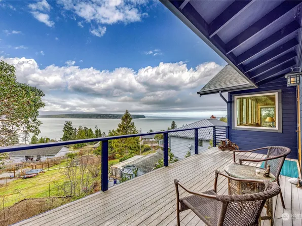 261 Quinault Loop, Port Townsend, WA 98368