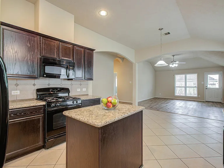 3431 Lilac Ranch Dr — Photo 13