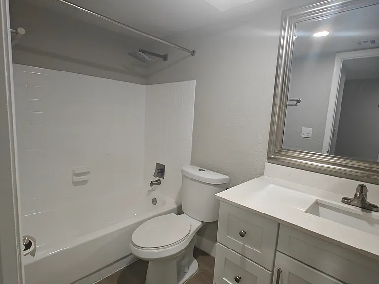 4405 S Semoran Blvd #7 — Photo 22