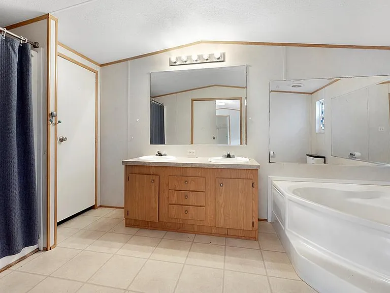 460 Red Oak Dr — Photo 12