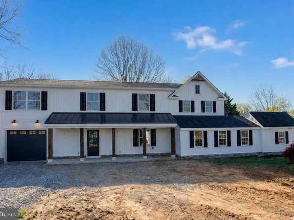 9315 Heather Field Ct, Damascus, MD 20872