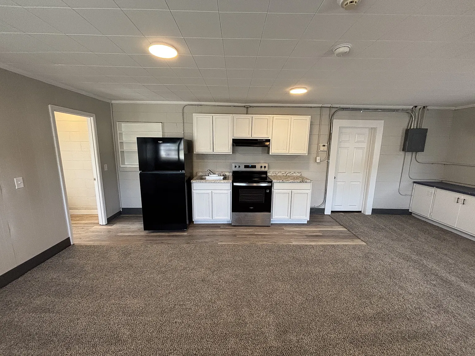 1 bed, 1.0 bath, 600 sqft, $850 — Photo 2