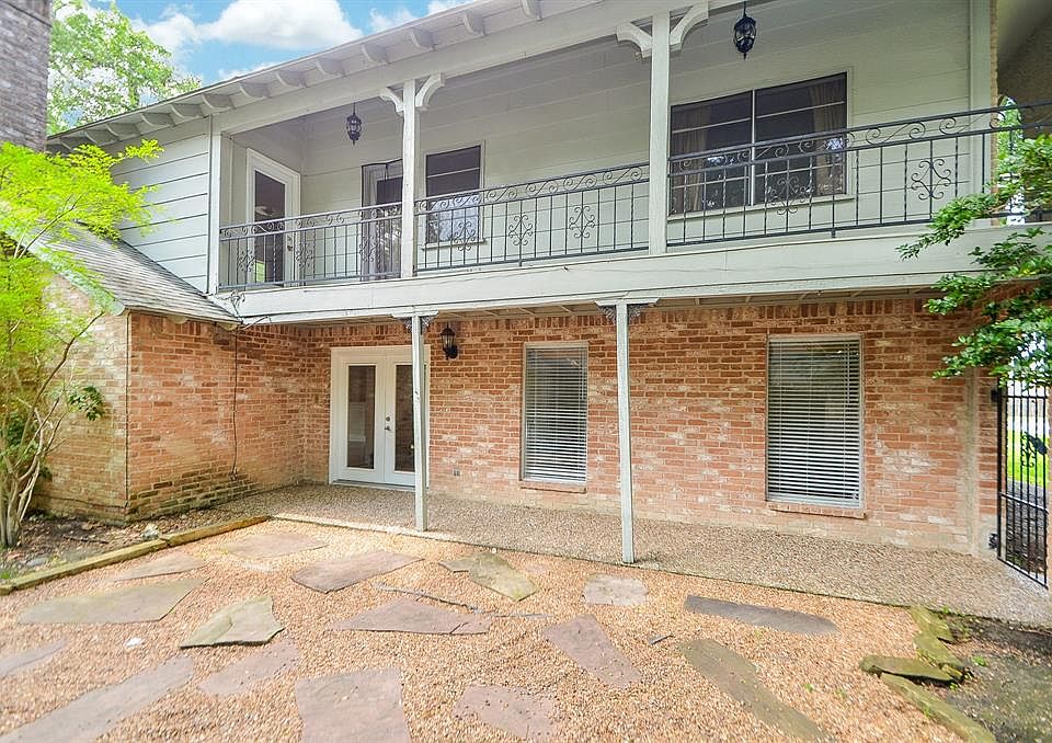 1st image of 306 Bauxhall Ct