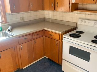 427 E College St #B9538E177, Alliance, OH 44601