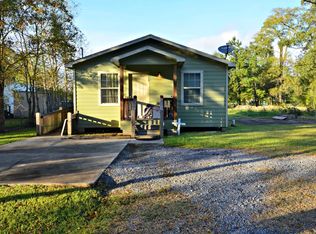 679 Kathy St, Orange, TX 77632