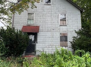 11 Fuller St, Stoneham, MA 02180