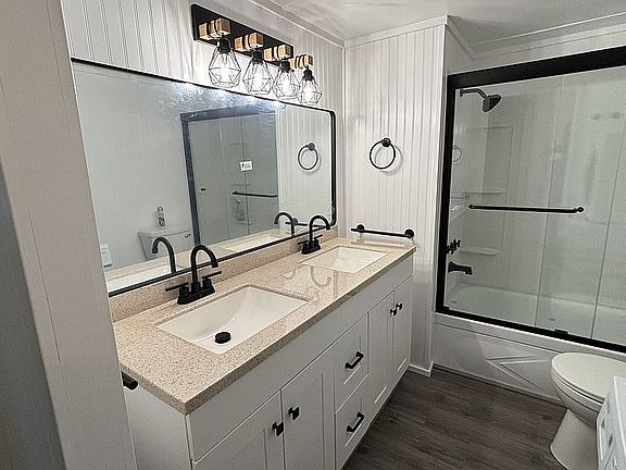 5th image of 2200 Lancaster Dr SE Unit 14A