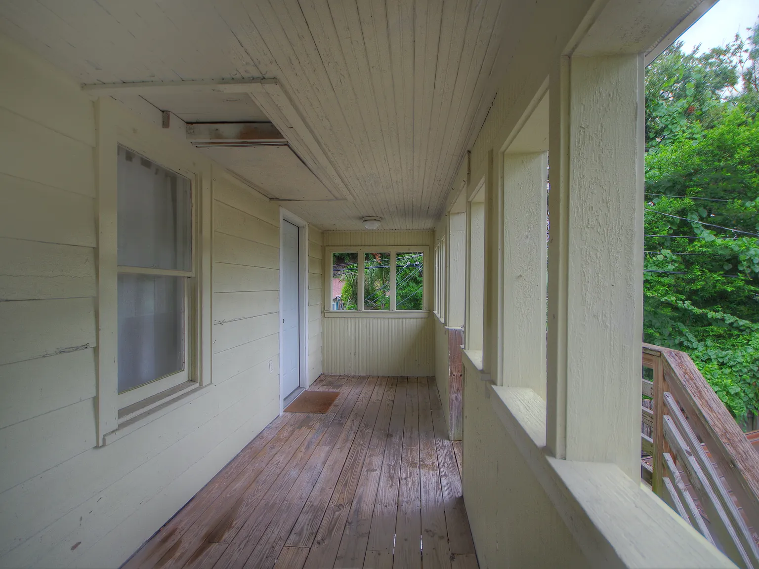 3035 Melton St N — Photo 3