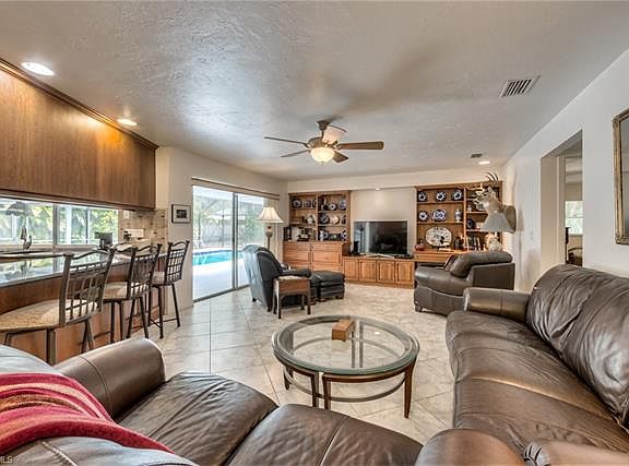 3rd image of 4349 Jami Ct
