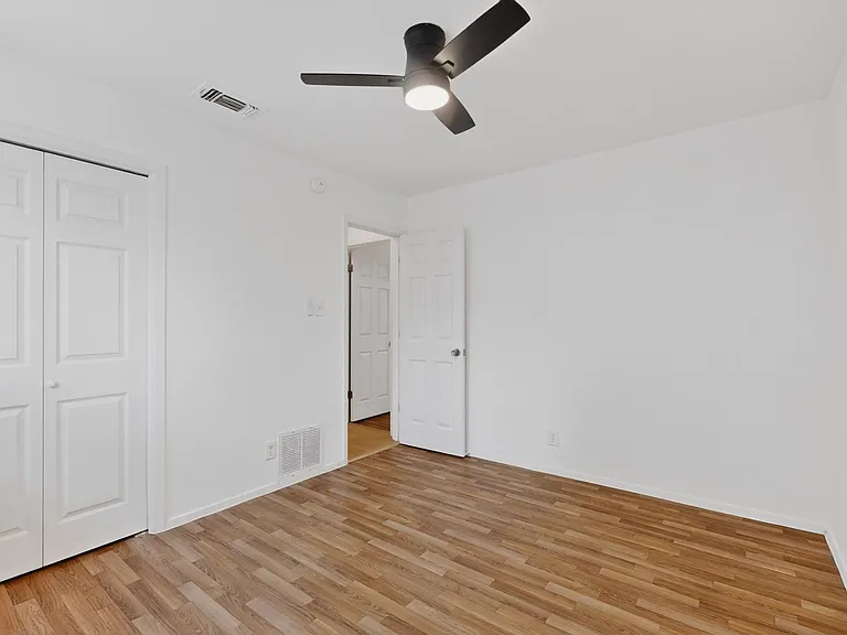 9807 Dallum Dr — Photo 27