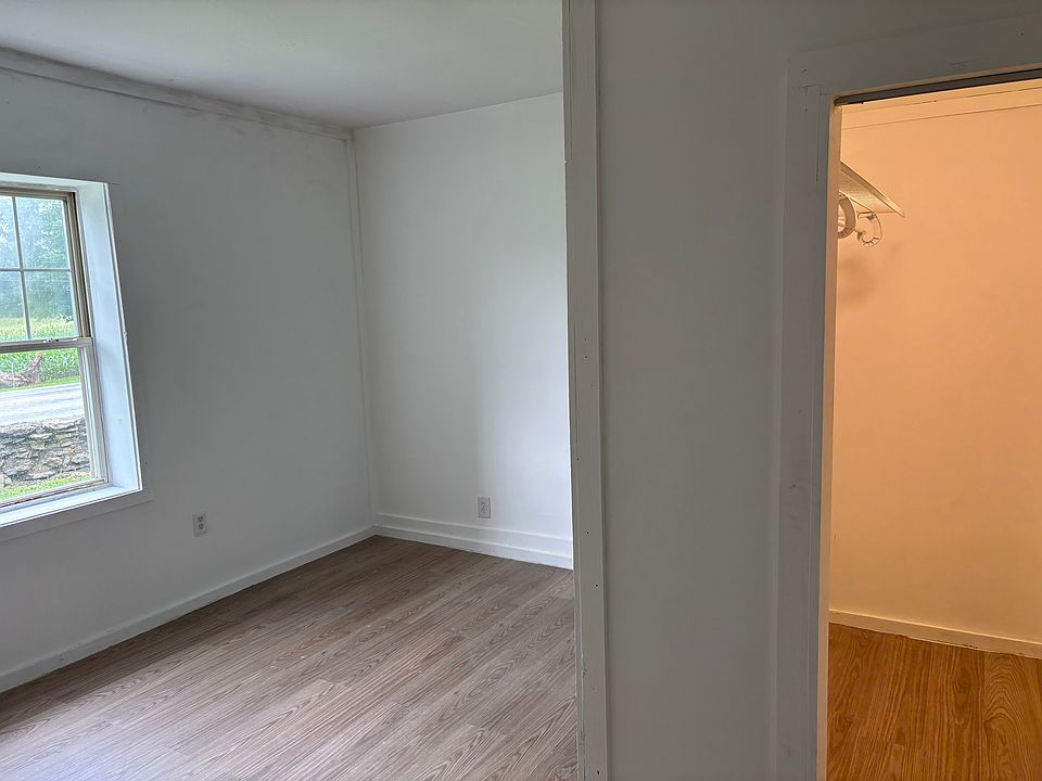 2nd image of 1120 Highway 150 NW APT 2