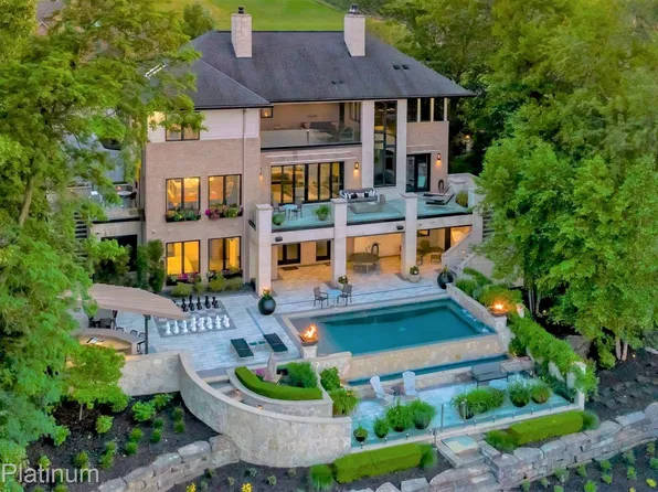 5937 Hartford Way, Brighton, MI 48116