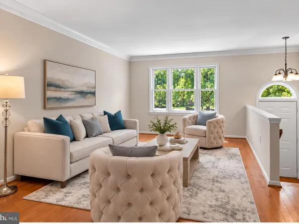 14548 Eddy Ct, Centreville, VA 20120