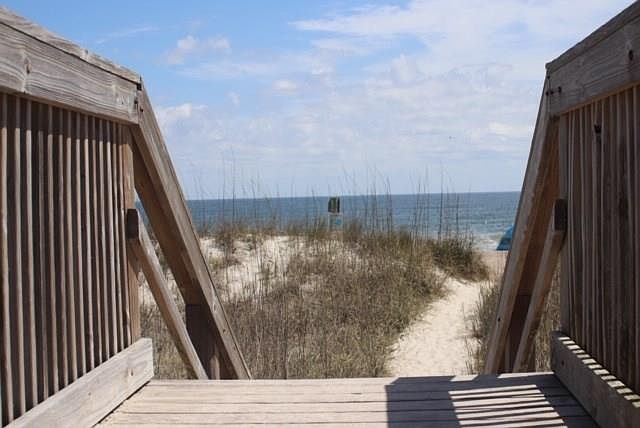 2nd image of 2713 Sea Island Trl