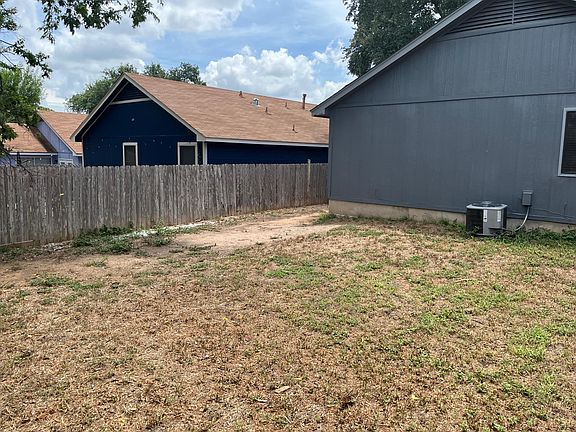4th image of 1808 Rainy Meadows Dr