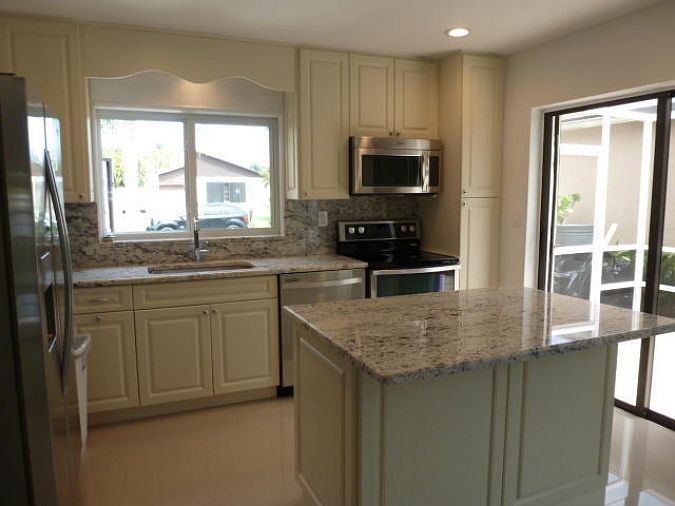 1st image of 5855 Mirror Lakes Blvd